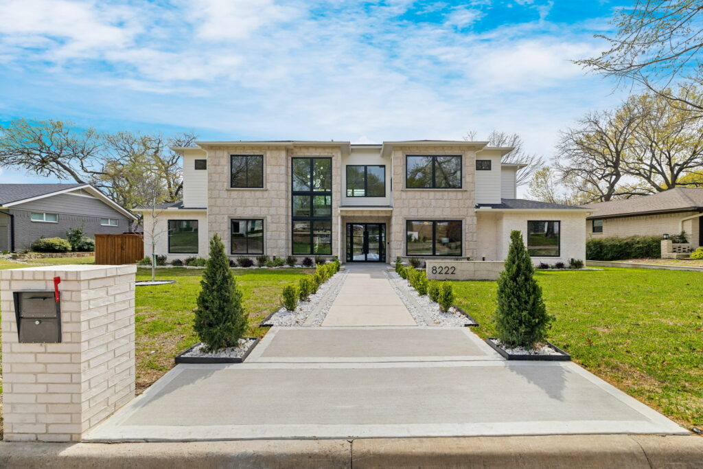 8222 San Leandro Dr, Dallas 75218